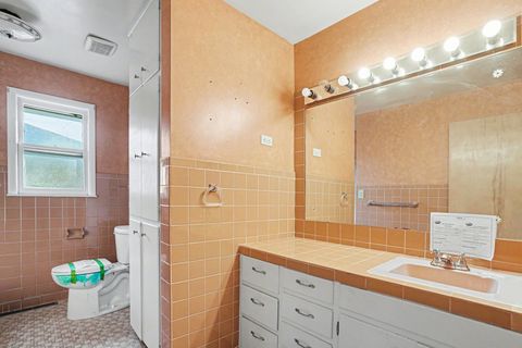 Tiny photo for 1124 W Hawkins Street, Kankakee, IL 60901 (MLS # 12548959)