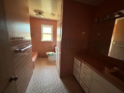 Tiny photo for 1124 W Hawkins Street, Kankakee, IL 60901 (MLS # 12548959)