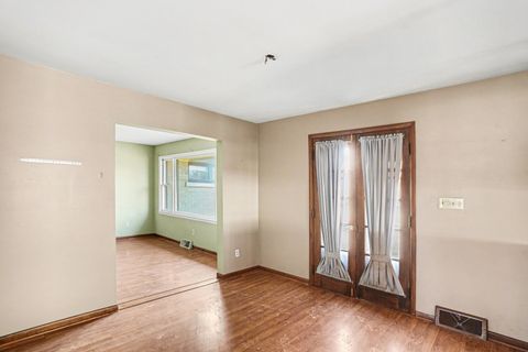 Tiny photo for 1124 W Hawkins Street, Kankakee, IL 60901 (MLS # 12548959)