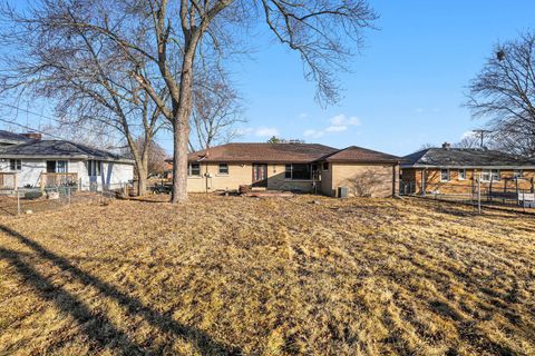 Tiny photo for 1124 W Hawkins Street, Kankakee, IL 60901 (MLS # 12548959)