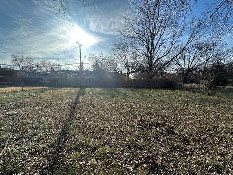 Tiny photo for 1124 W Hawkins Street, Kankakee, IL 60901 (MLS # 12548959)