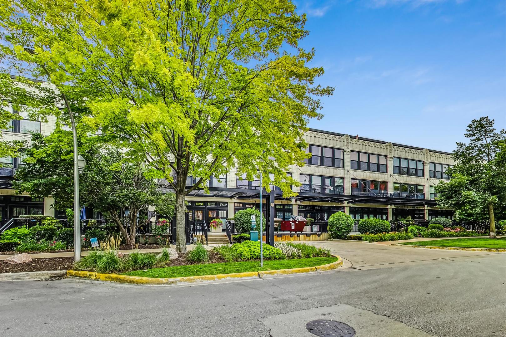 1111 W 14TH Place 328