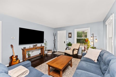 Tiny photo for 130 W Burlington Avenue, Westmont, IL 60559 (MLS # 12677849)