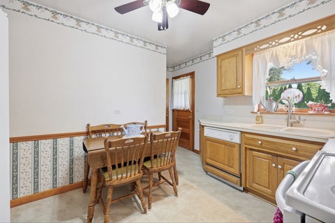 Tiny photo for 422 W Larkdale Lane W, Mount Prospect, IL 60056 (MLS # 12765887)