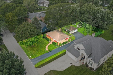 Tiny photo for 422 W Larkdale Lane W, Mount Prospect, IL 60056 (MLS # 12765887)