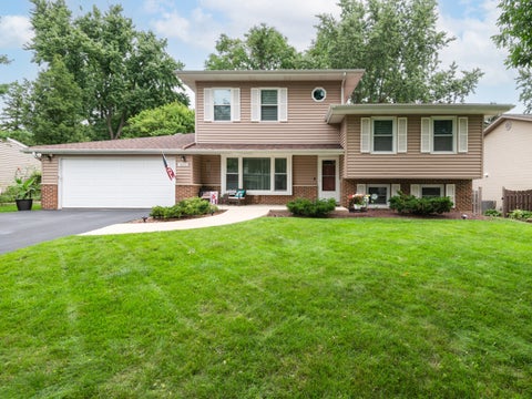 Photo of 1650 Fender Road, Naperville, IL 60565 (MLS # 12738467)