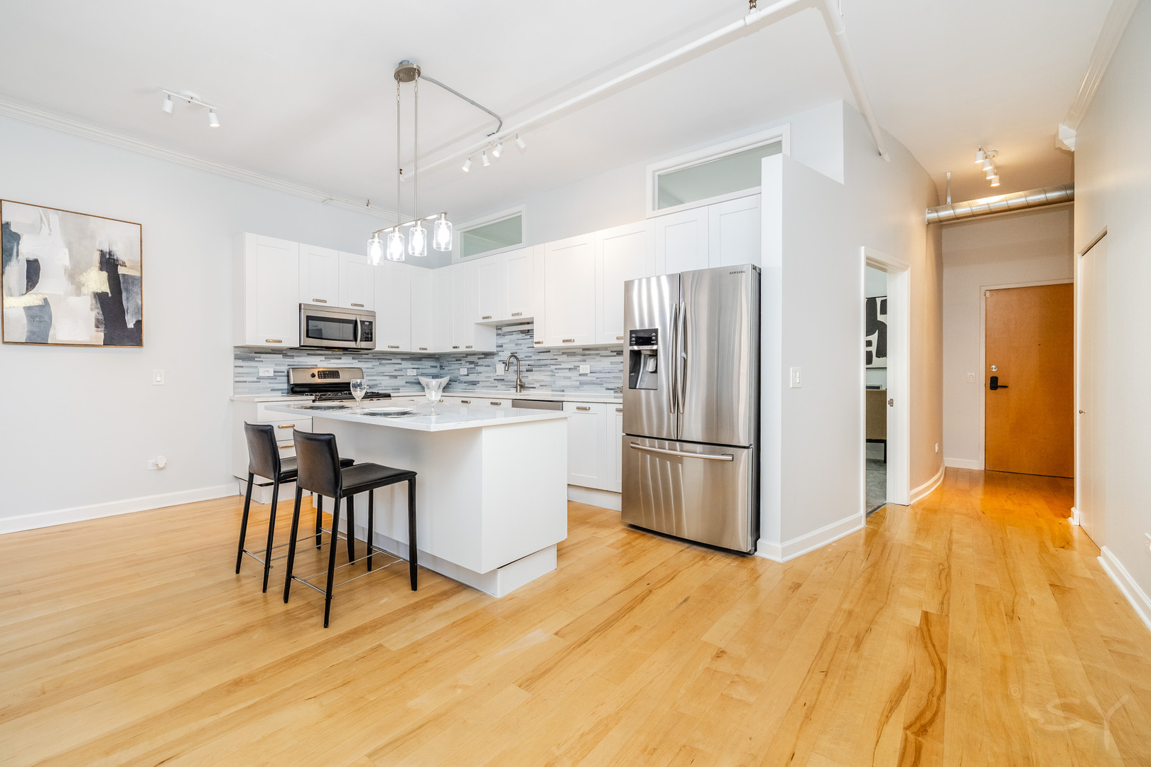 111 S Morgan Street 423
