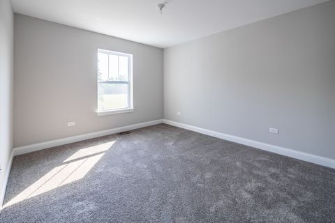 Tiny photo for 5916 Woody Creek Lane, Bettendorf, IA 52722 (MLS # 12619545)