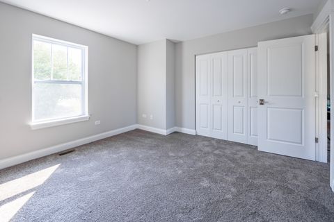 Tiny photo for 5916 Woody Creek Lane, Bettendorf, IA 52722 (MLS # 12619545)