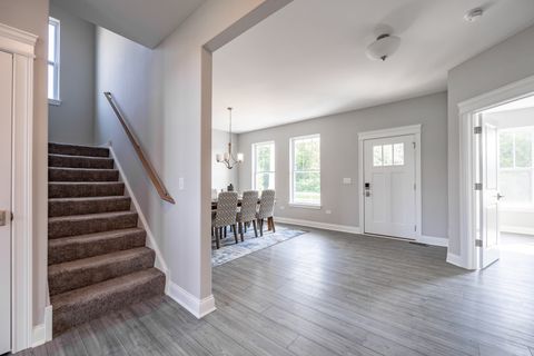 Tiny photo for 5916 Woody Creek Lane, Bettendorf, IA 52722 (MLS # 12619545)