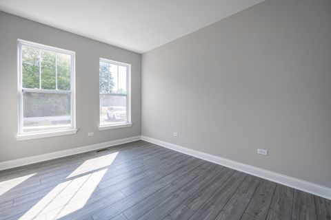 Tiny photo for 5916 Woody Creek Lane, Bettendorf, IA 52722 (MLS # 12619545)