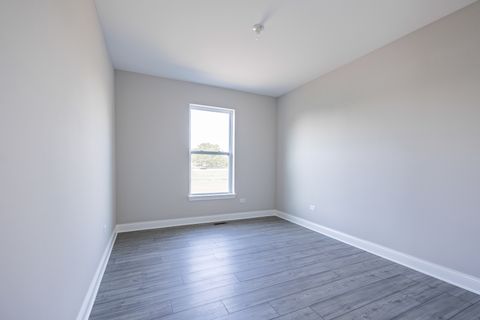 Tiny photo for 5916 Woody Creek Lane, Bettendorf, IA 52722 (MLS # 12619545)