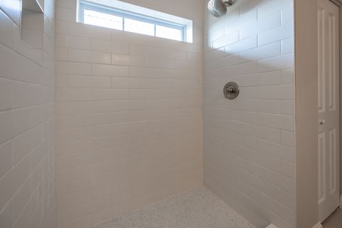 Tiny photo for 5916 Woody Creek Lane, Bettendorf, IA 52722 (MLS # 12619545)