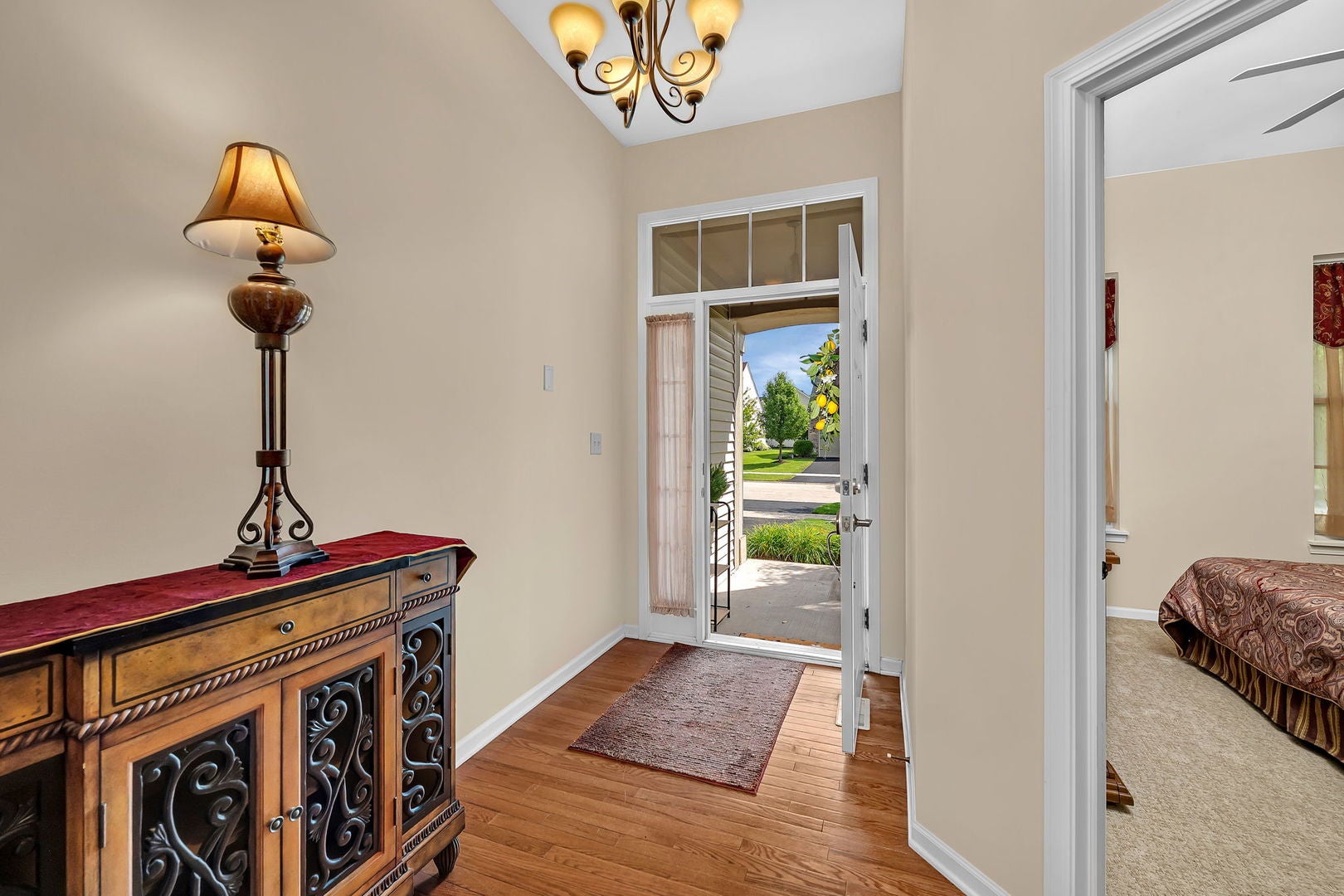 819 Canton Drive
