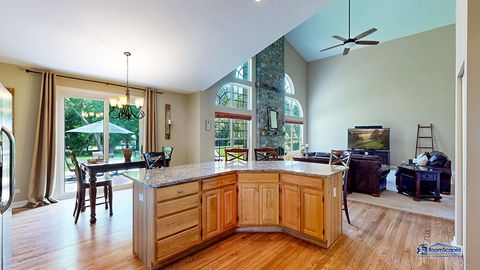 Tiny photo for 532 Nunda Trail, Crystal Lake, IL 60012 (MLS # 12370210)