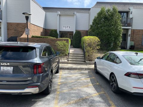 Tiny photo for 7373 Blackburn Avenue #104, Downers Grove, IL 60516 (MLS # 12619512)