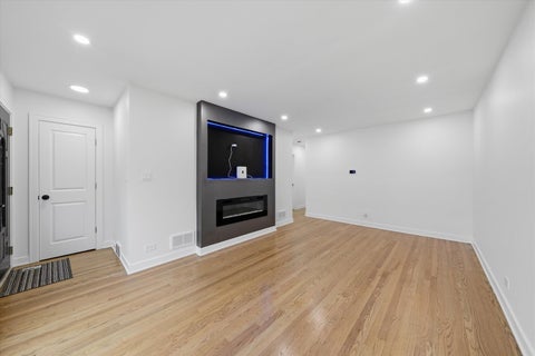Tiny photo for 2905 W 102nd Place, Chicago, IL 60655 (MLS # 12758987)