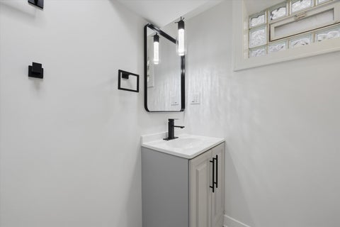 Tiny photo for 2905 W 102nd Place, Chicago, IL 60655 (MLS # 12758987)