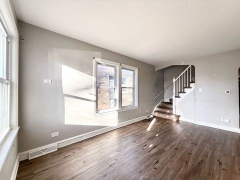 Tiny photo for 10921 S Avenue H, Chicago, IL 60617 (MLS # 12617013)