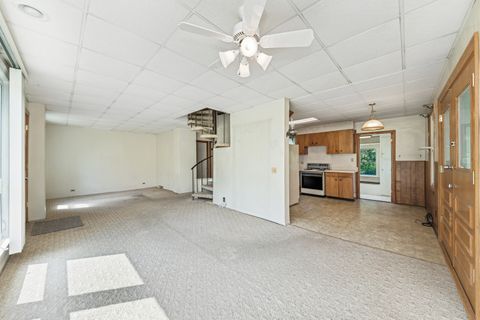 Tiny photo for 456 Grove Street, Wood Dale, IL 60191 (MLS # 12412386)