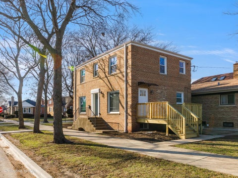 Tiny photo for 1701 N Sayre Avenue, Chicago, IL 60707 (MLS # 12681842)