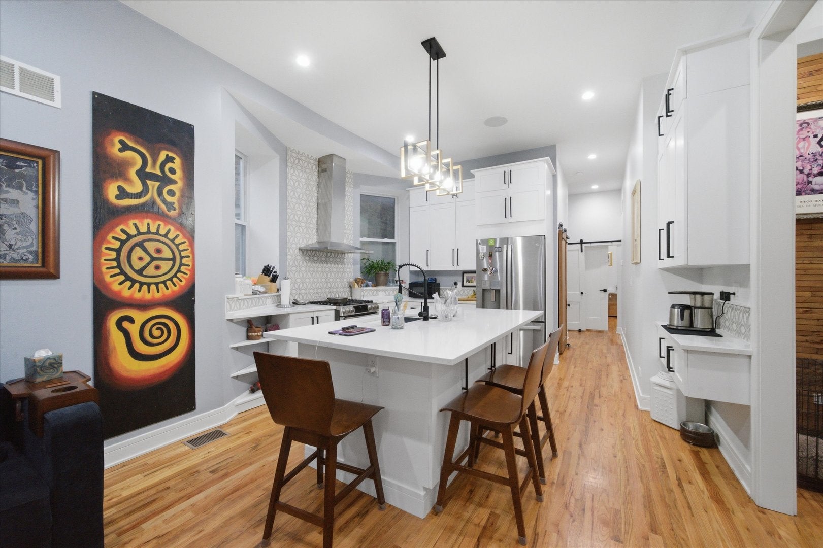 2825 W Walnut Street