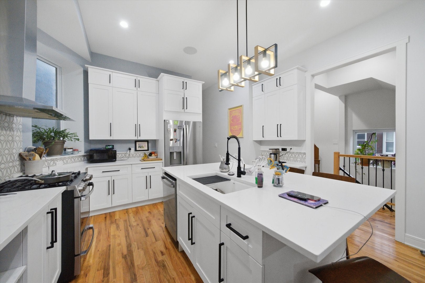 2825 W Walnut Street