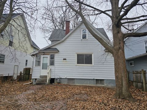 Tiny photo for 1114 25th Street, Moline, IL 61265 (MLS # 12584745)