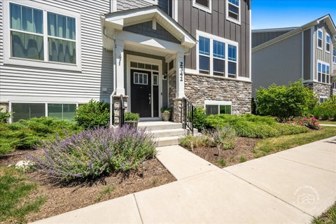 Tiny photo for 2342 Southwind Boulevard, South Elgin, IL 60177 (MLS # 12672309)