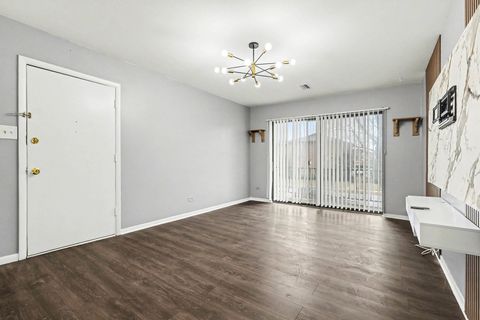 Tiny photo for 3018 Bernice Road #205, Lansing, IL 60438 (MLS # 12543513)