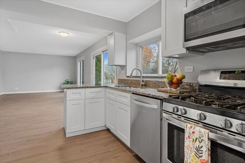 Tiny photo for 3131 Portland Court, Aurora, IL 60504 (MLS # 12503936)