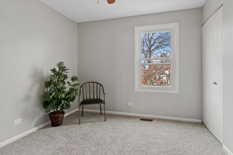 Tiny photo for 3131 Portland Court, Aurora, IL 60504 (MLS # 12503936)
