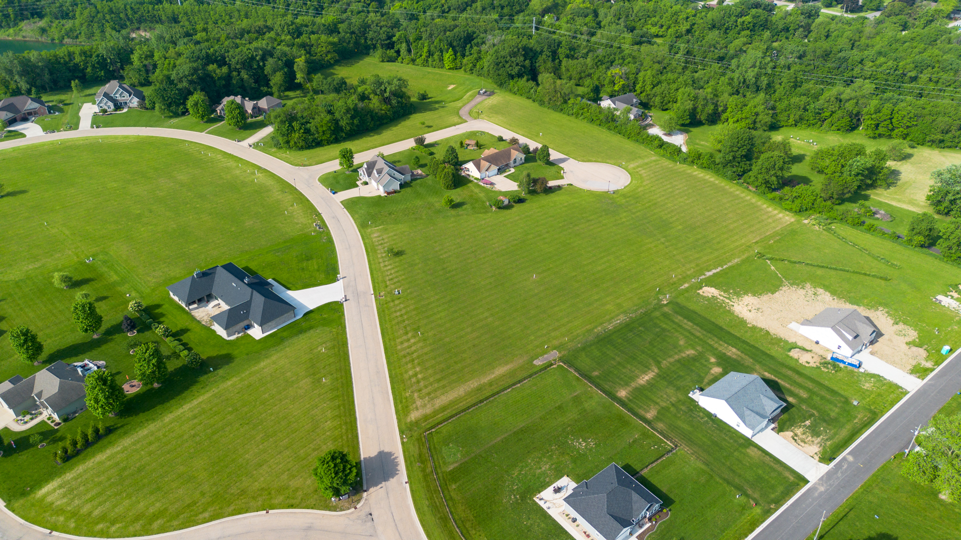 Lot 36 Vermilionvue Trace