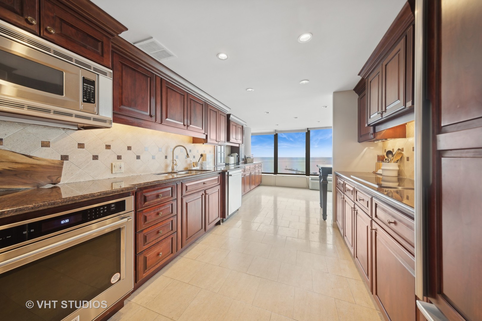 505 N Lake Shore Drive 2110-11