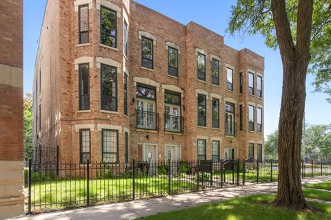 4355 S St Lawrence Avenue Chicago IL 60653