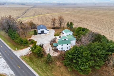 Tiny photo for 9993 Us Highway 150, Bloomington, IL 61705 (MLS # 12519176)