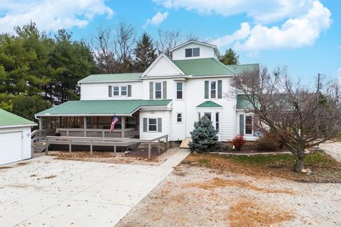 Tiny photo for 9993 Us Highway 150, Bloomington, IL 61705 (MLS # 12519176)