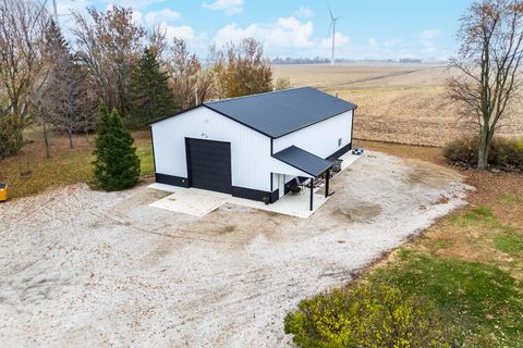 Tiny photo for 9993 Us Highway 150, Bloomington, IL 61705 (MLS # 12519176)