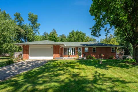 Photo of 5825 TIPPLE Road, Rockford, IL 61102 (MLS # 12741415)