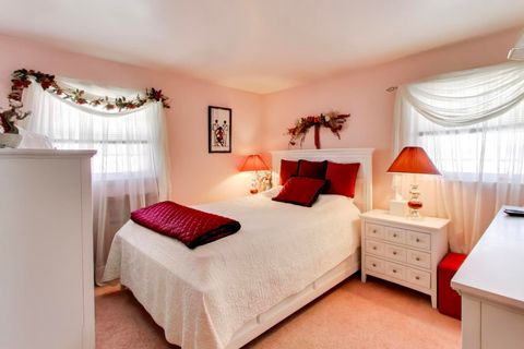 Tiny photo for 16827 Parkside Avenue, South Holland, IL 60473 (MLS # 12621509)