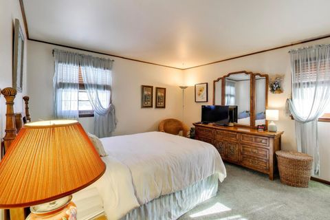 Tiny photo for 16827 Parkside Avenue, South Holland, IL 60473 (MLS # 12621509)