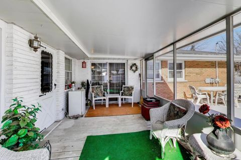 Tiny photo for 16827 Parkside Avenue, South Holland, IL 60473 (MLS # 12621509)