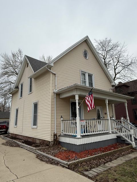 Tiny photo for 316 W Henry Street, Pontiac, IL 61764 (MLS # 12547952)