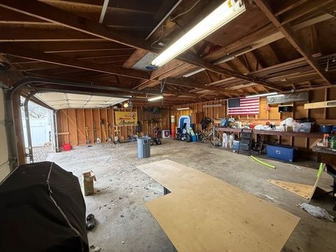 Tiny photo for 316 W Henry Street, Pontiac, IL 61764 (MLS # 12547952)