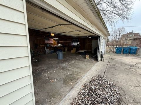 Tiny photo for 316 W Henry Street, Pontiac, IL 61764 (MLS # 12547952)
