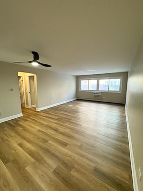 Tiny photo for 677 S RIVER Road #2D, Des Plaines, IL 60016 (MLS # 12510954)