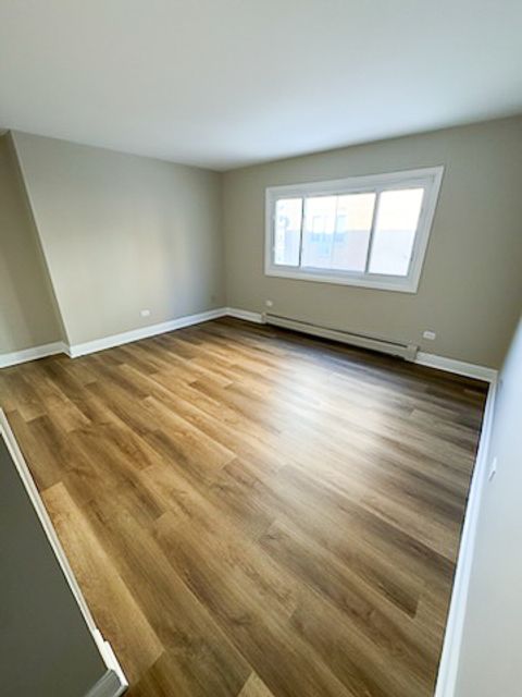 Tiny photo for 677 S RIVER Road #2D, Des Plaines, IL 60016 (MLS # 12510954)