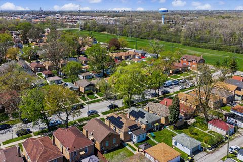 Tiny photo for 14223 S Wallace Avenue, Riverdale, IL 60827 (MLS # 12626708)