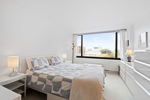 Tiny photo for 1555 N Sandburg Terrace #607K, Chicago, IL 60610 (MLS # 12498101)