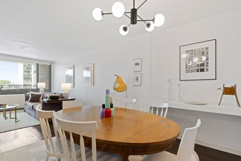 Tiny photo for 1555 N Sandburg Terrace #607K, Chicago, IL 60610 (MLS # 12498101)